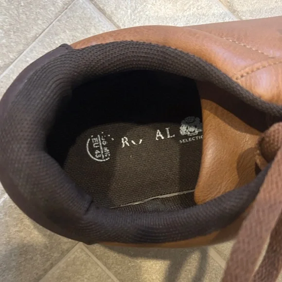 Brown Leather Men's Sneakers - Picture 6 of 8